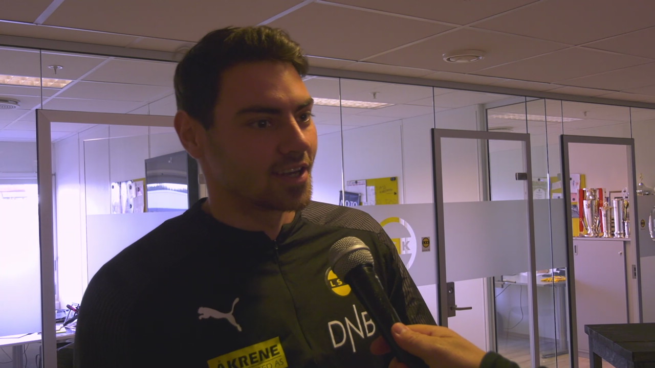 Matvei er tilbake og klar for testimonial.mp4